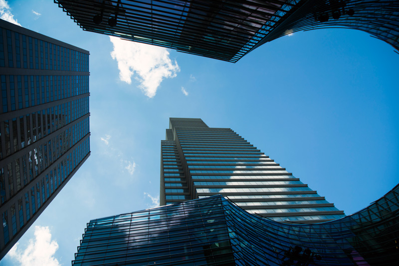 A concave opening between two buildings.