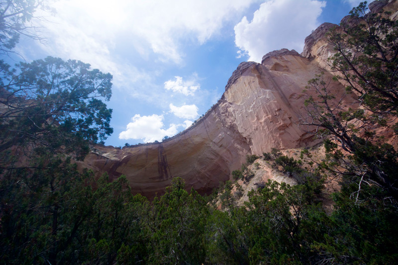 A curved butte, whose curves produce an echo.